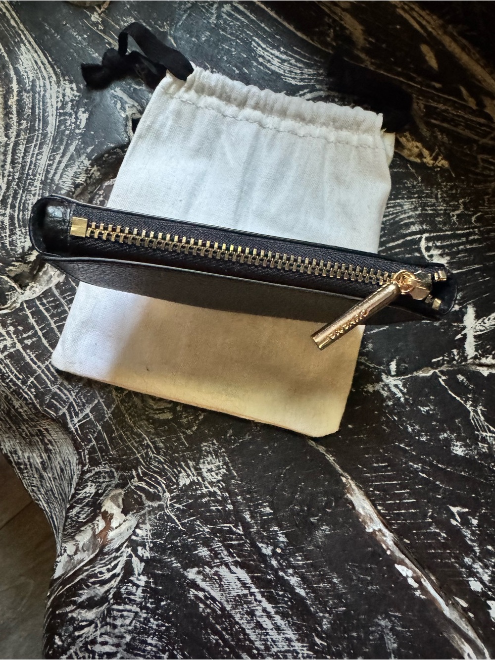 Cuyana Black Leather Zip Card Wallet with Gold Hardware